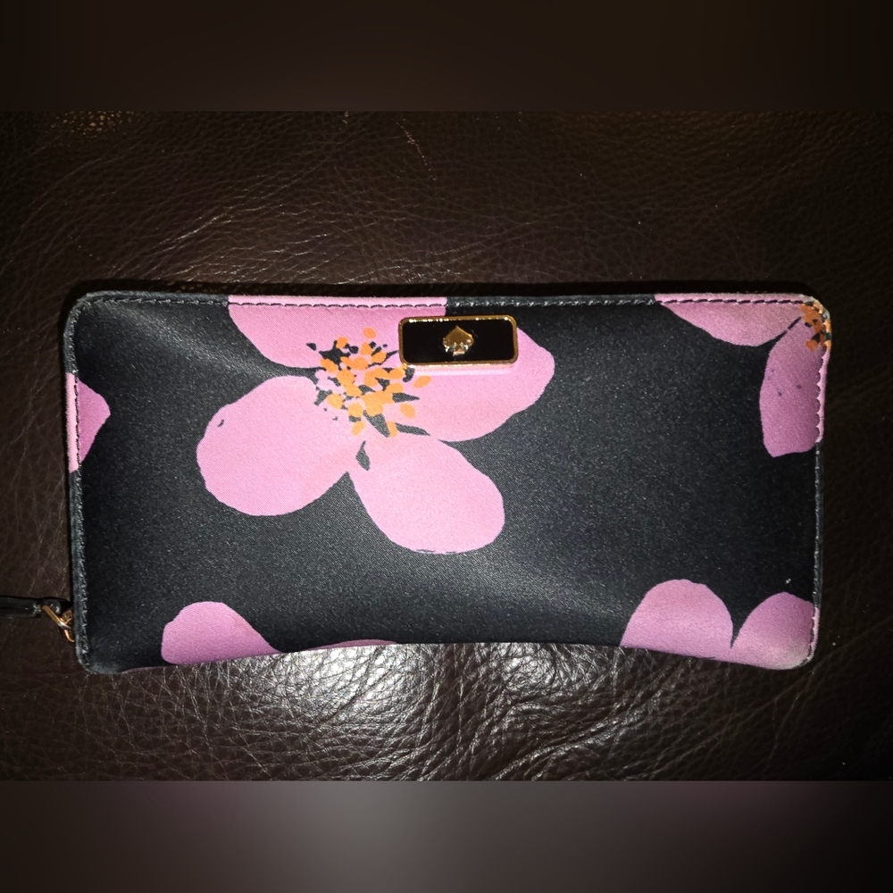 Kate Spade Cameron Neda Zip Around Continental Wallet Floral